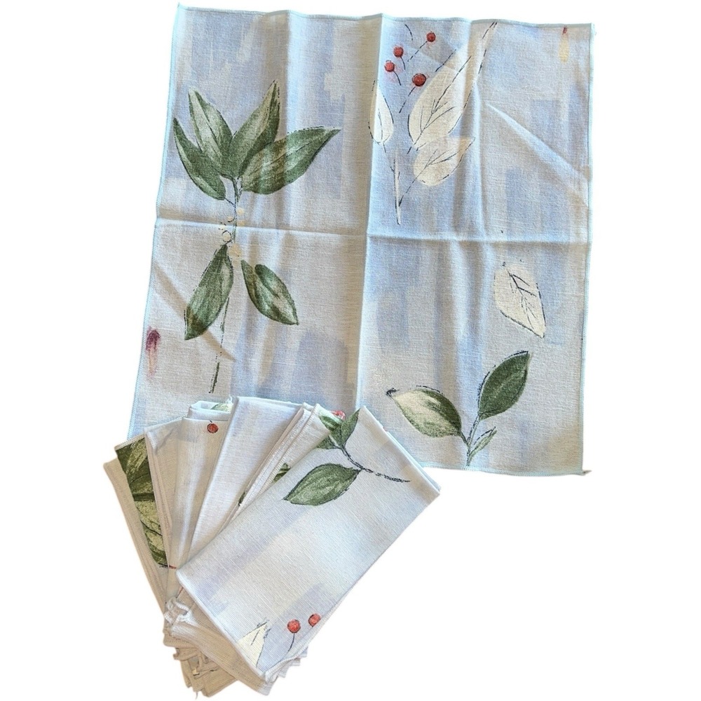 CROSCILL Gazebo Botanica Napkins Blue White Floral  (8) 17 X‎ 17  Cottagecore